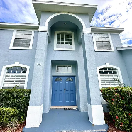 6 Bed Pool Home On Golf Community 208